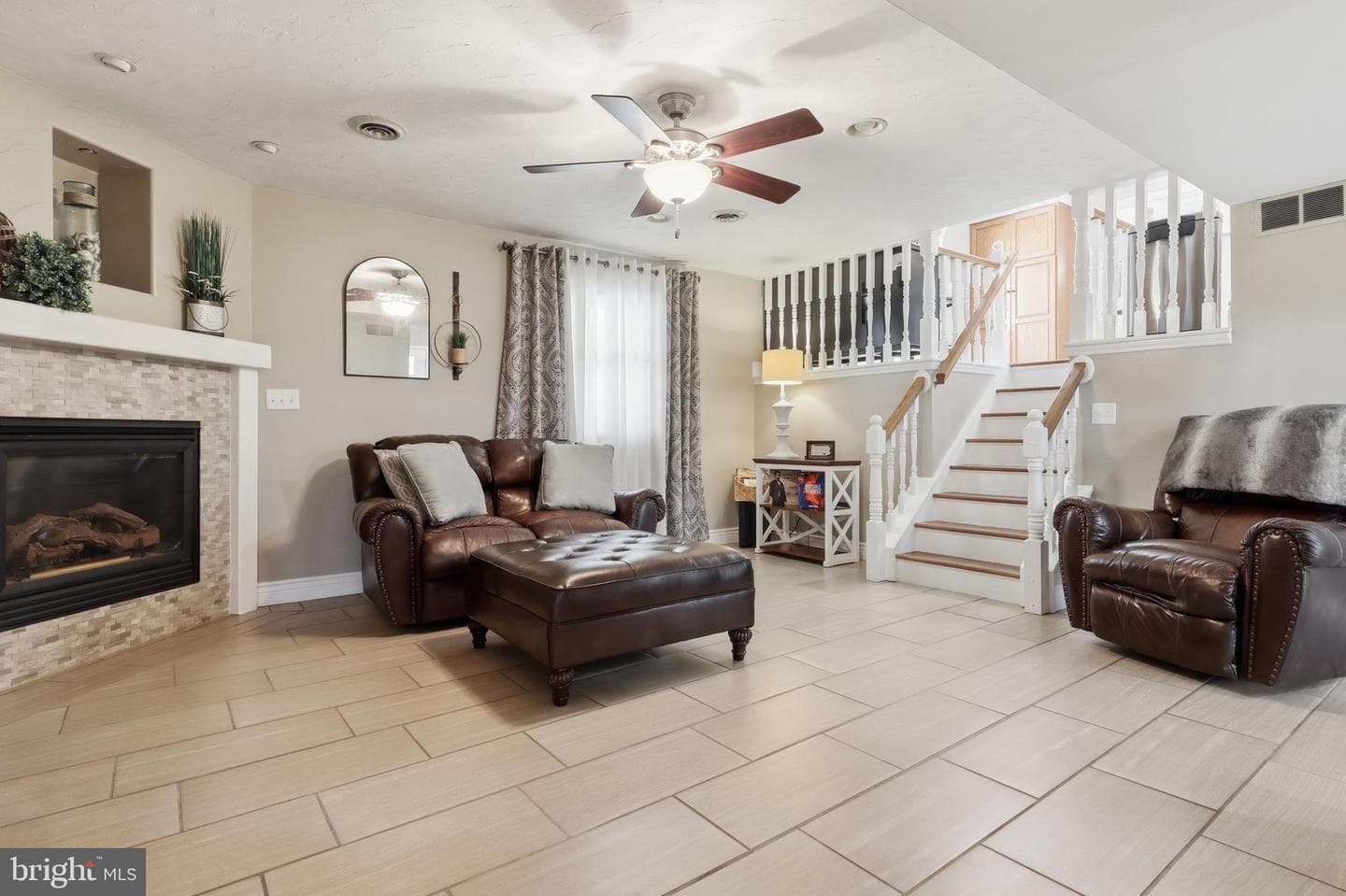 2329 Fairway Drive photo 9
