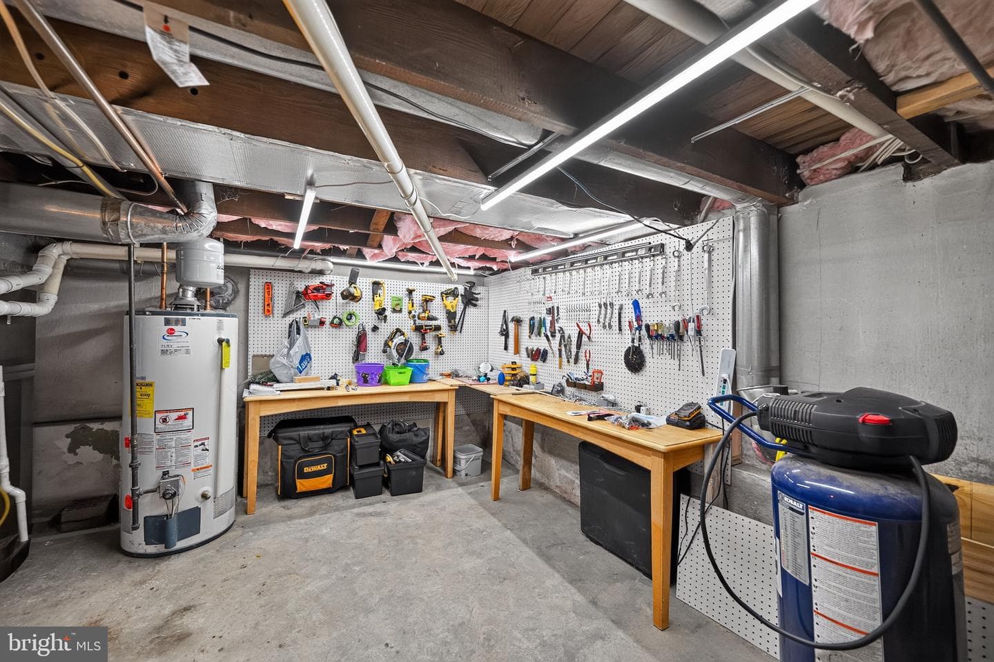 300 N Highland Avenue photo 21