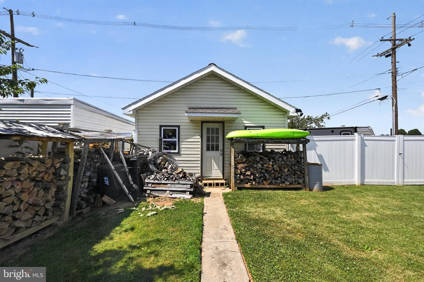 300 N Highland Avenue photo 27