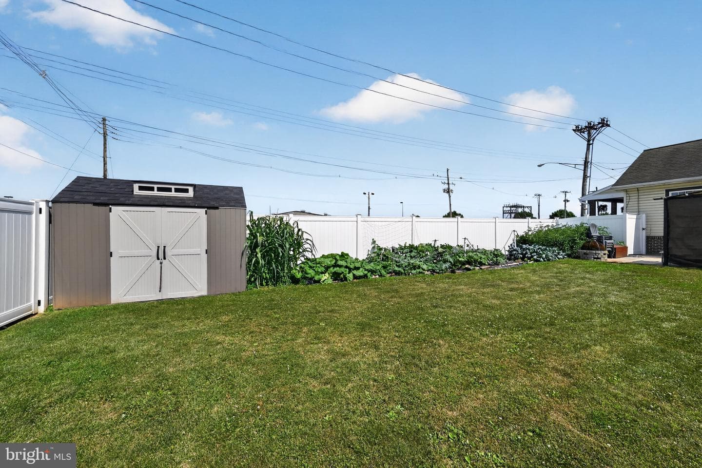 300 N Highland Avenue photo 29