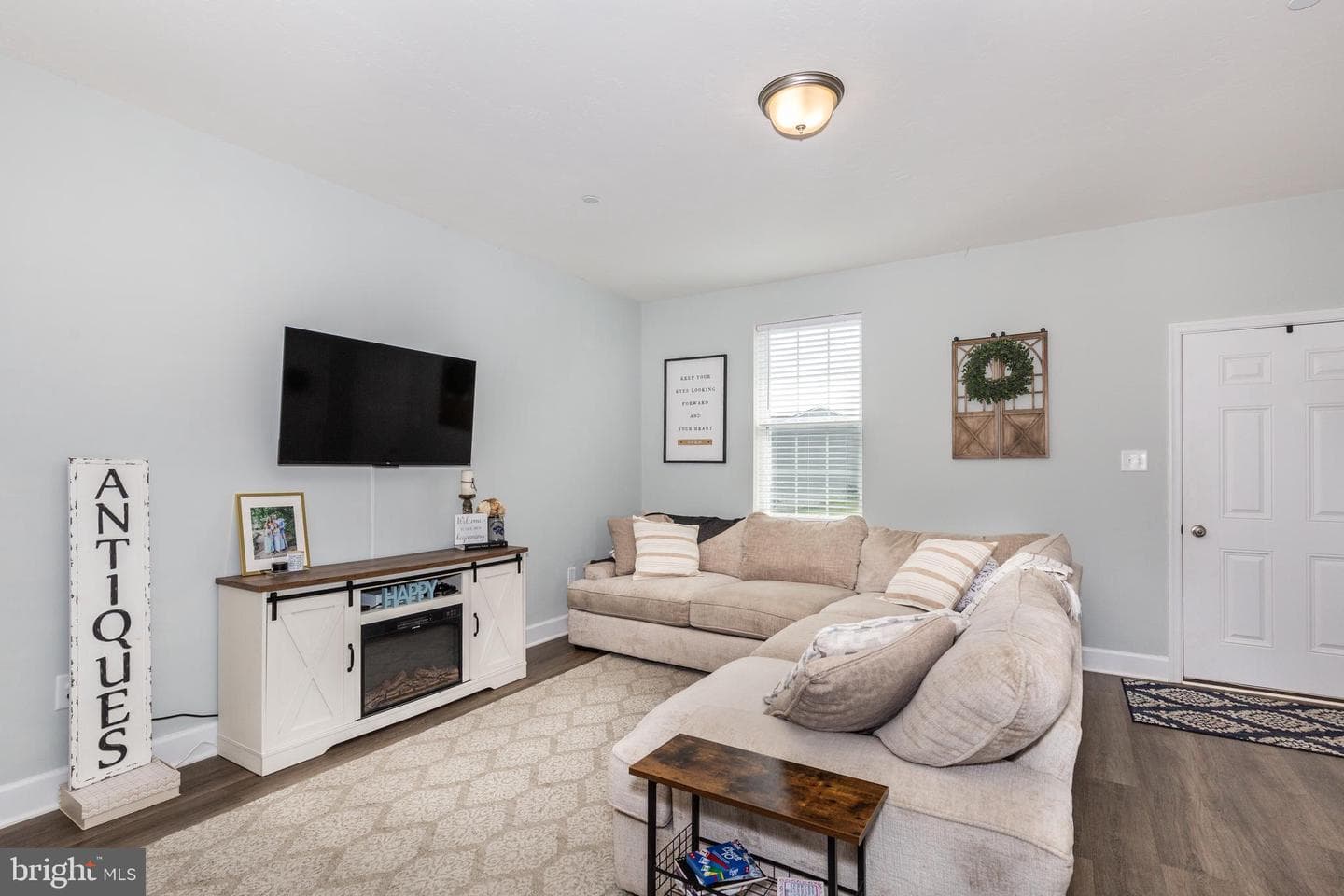 225 Holstein Drive photo 13