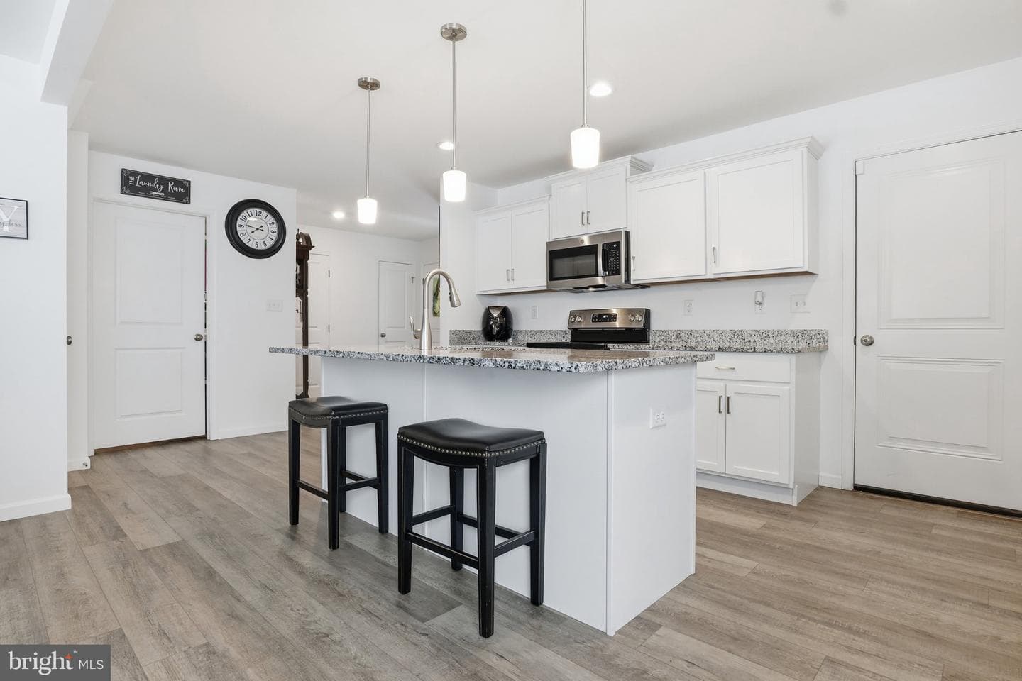 7450 Saint Patrick Court photo 11