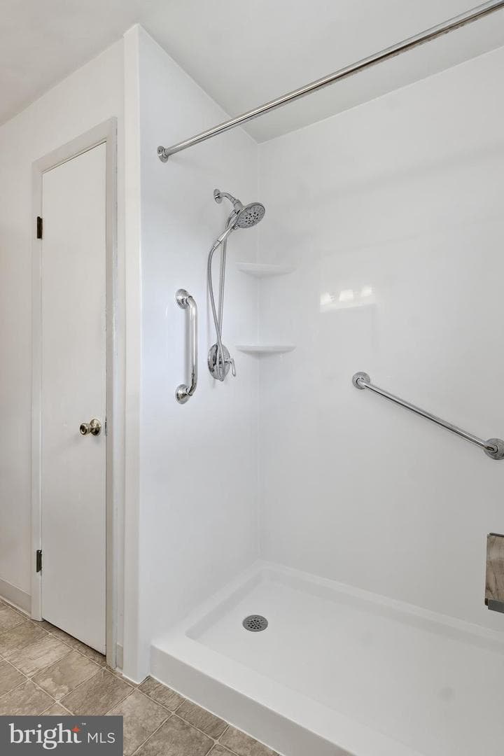 525 Hengst Court photo 20