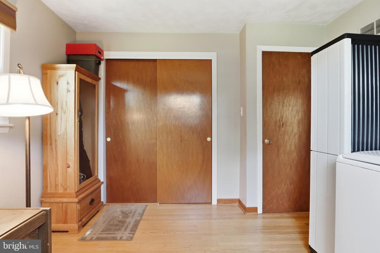 525 Hengst Court photo 24