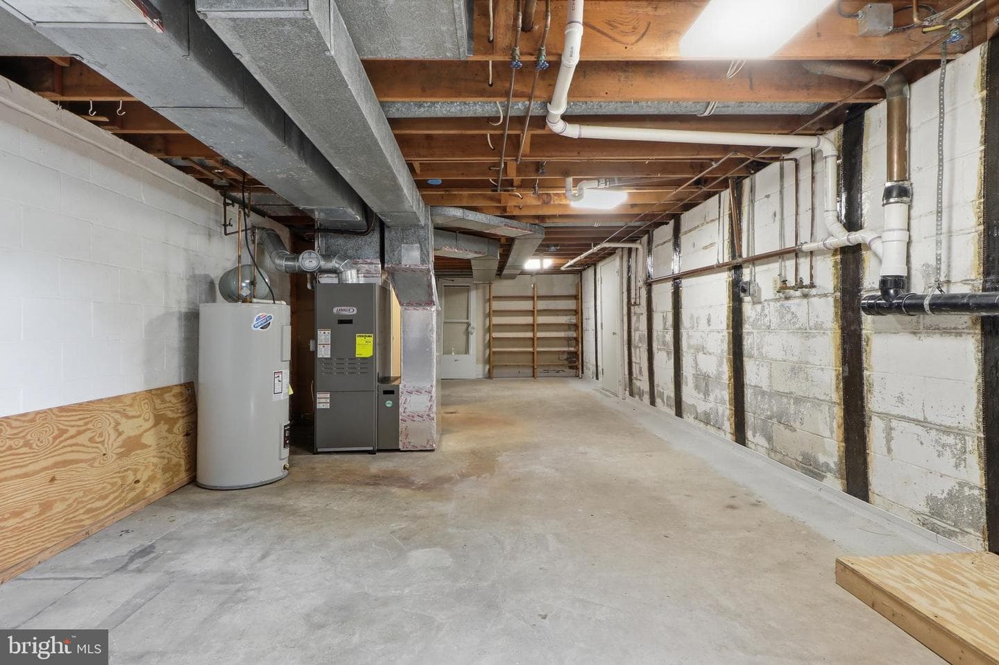 525 Hengst Court photo 30