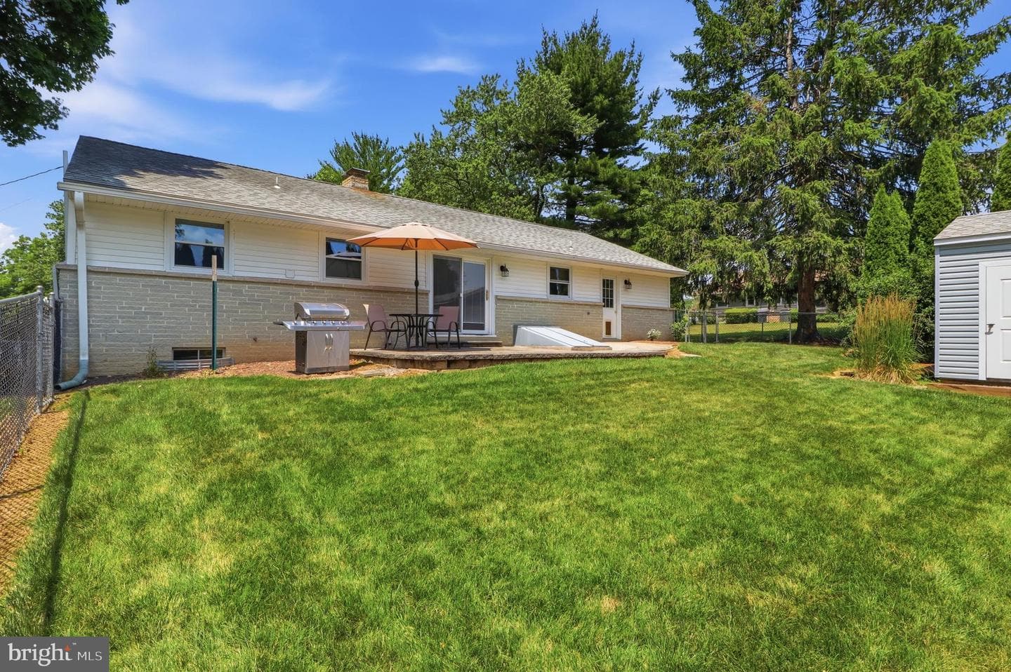 525 Hengst Court photo 34