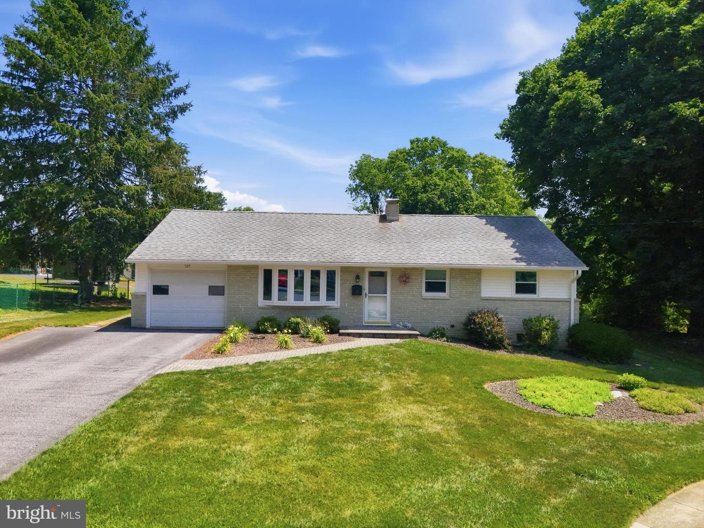 525 Hengst Court photo 38