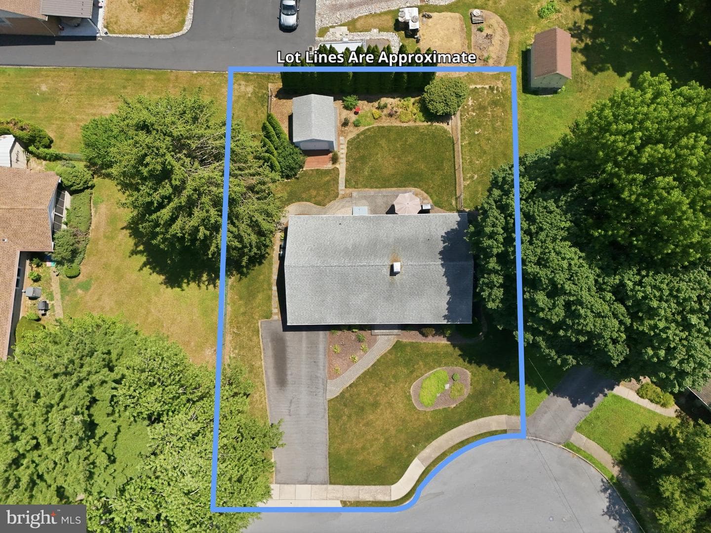 525 Hengst Court photo 40