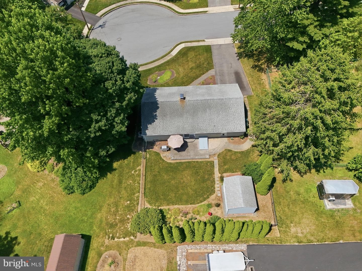 525 Hengst Court photo 43