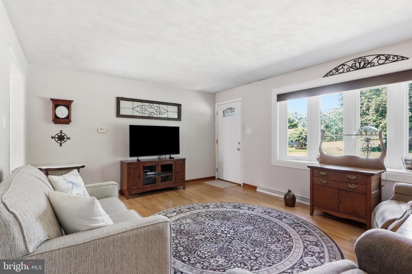 525 Hengst Court photo 8