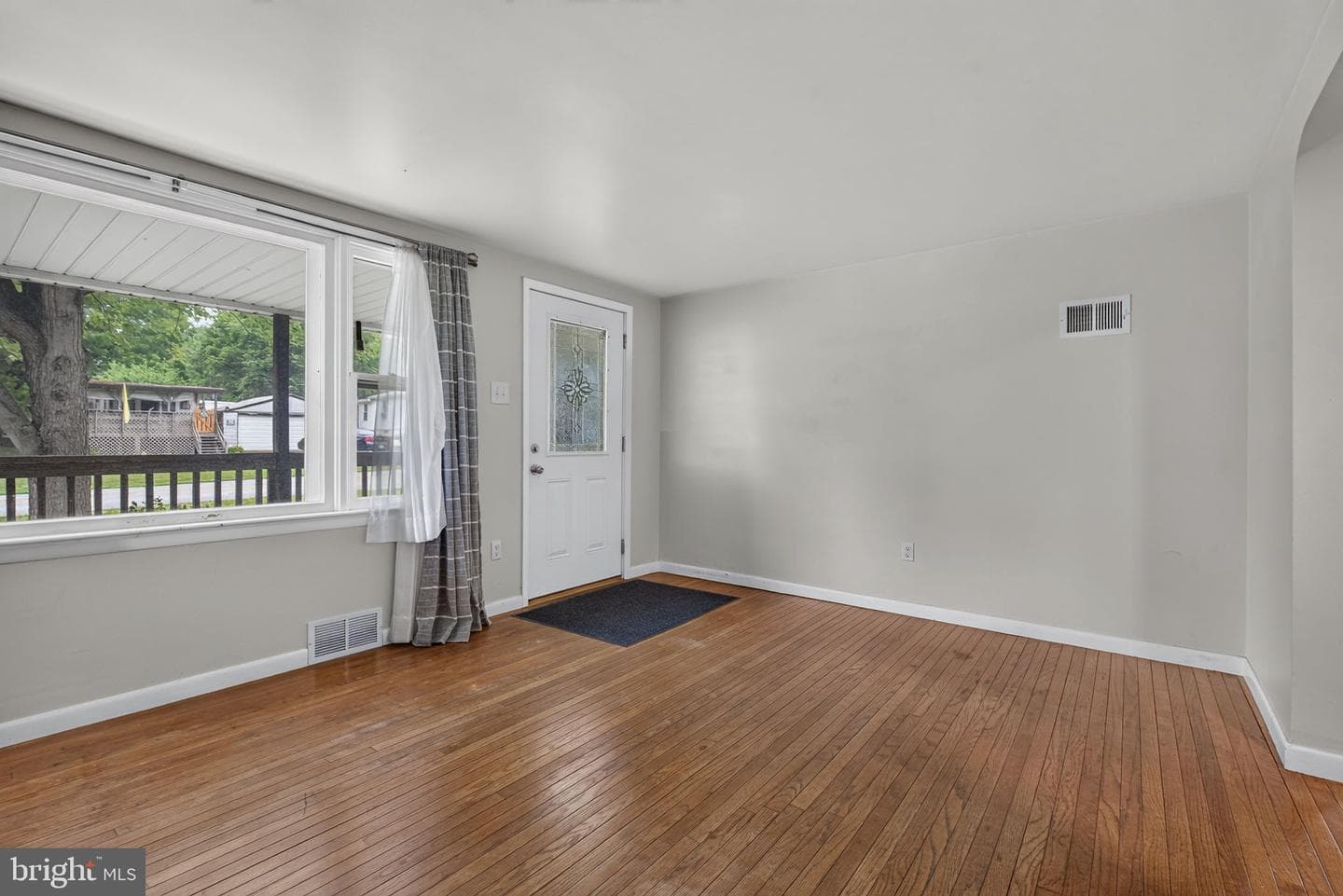 2725 Oakland Road photo 9