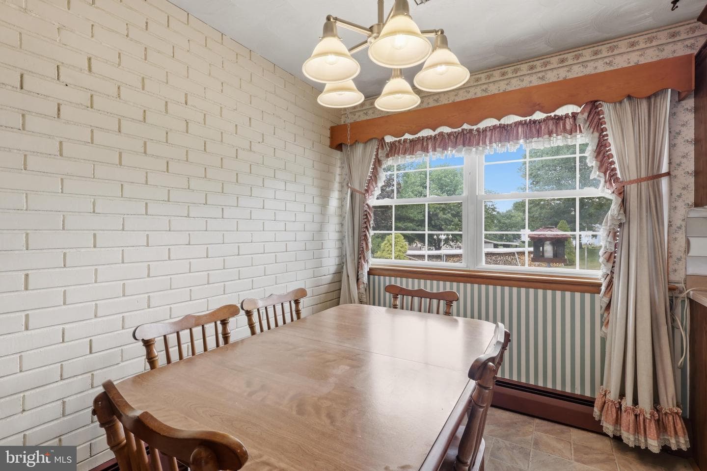 5893 Ambau Road photo 16