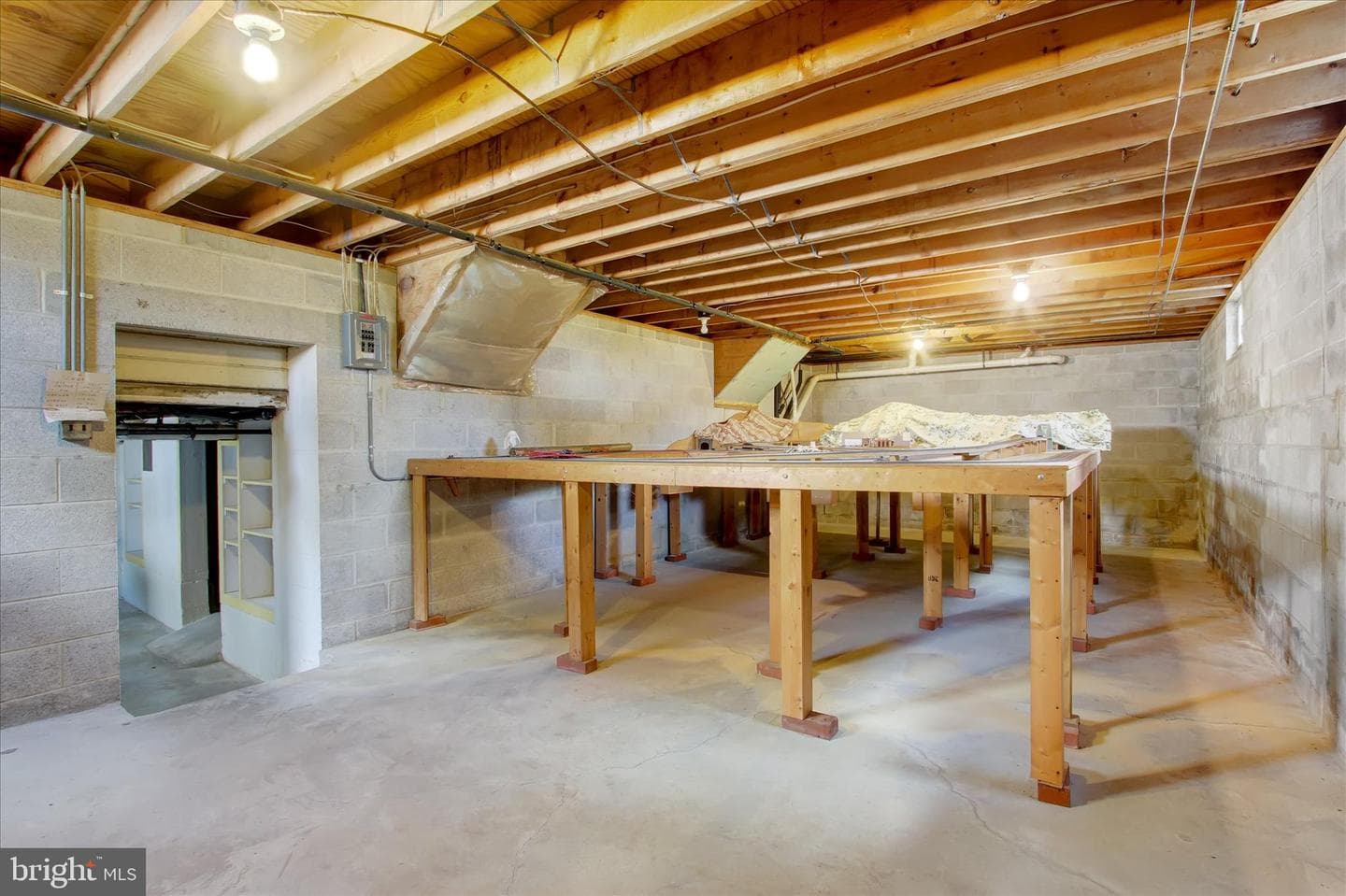 544 York Street photo 22