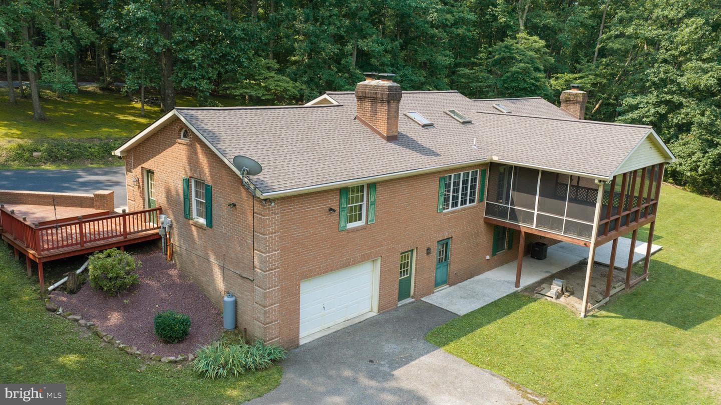 355 Roxberry Road photo 43