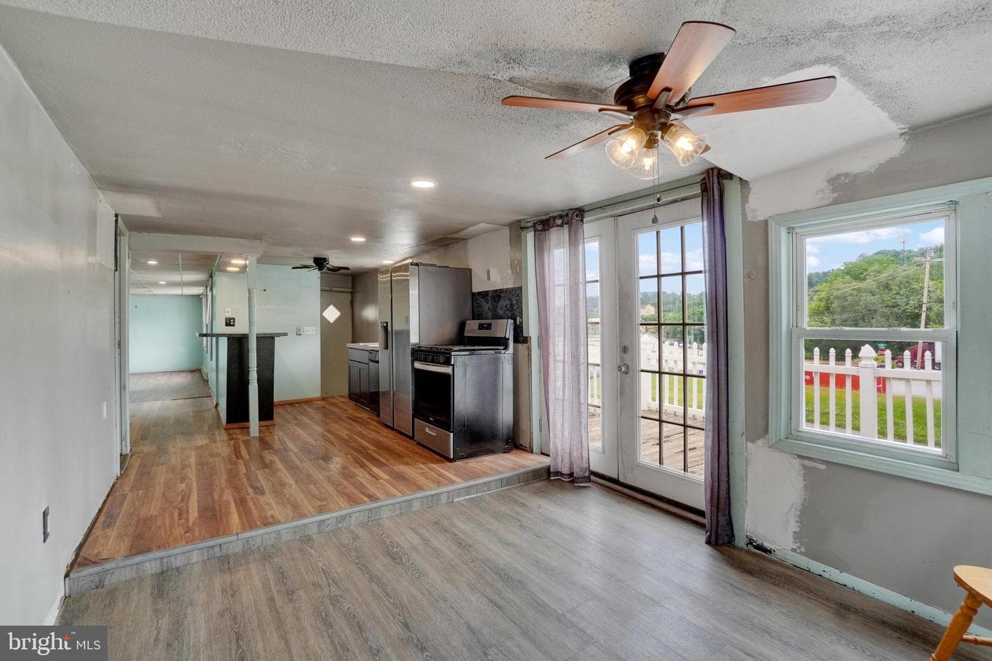 32 Woodland Avenue photo 3