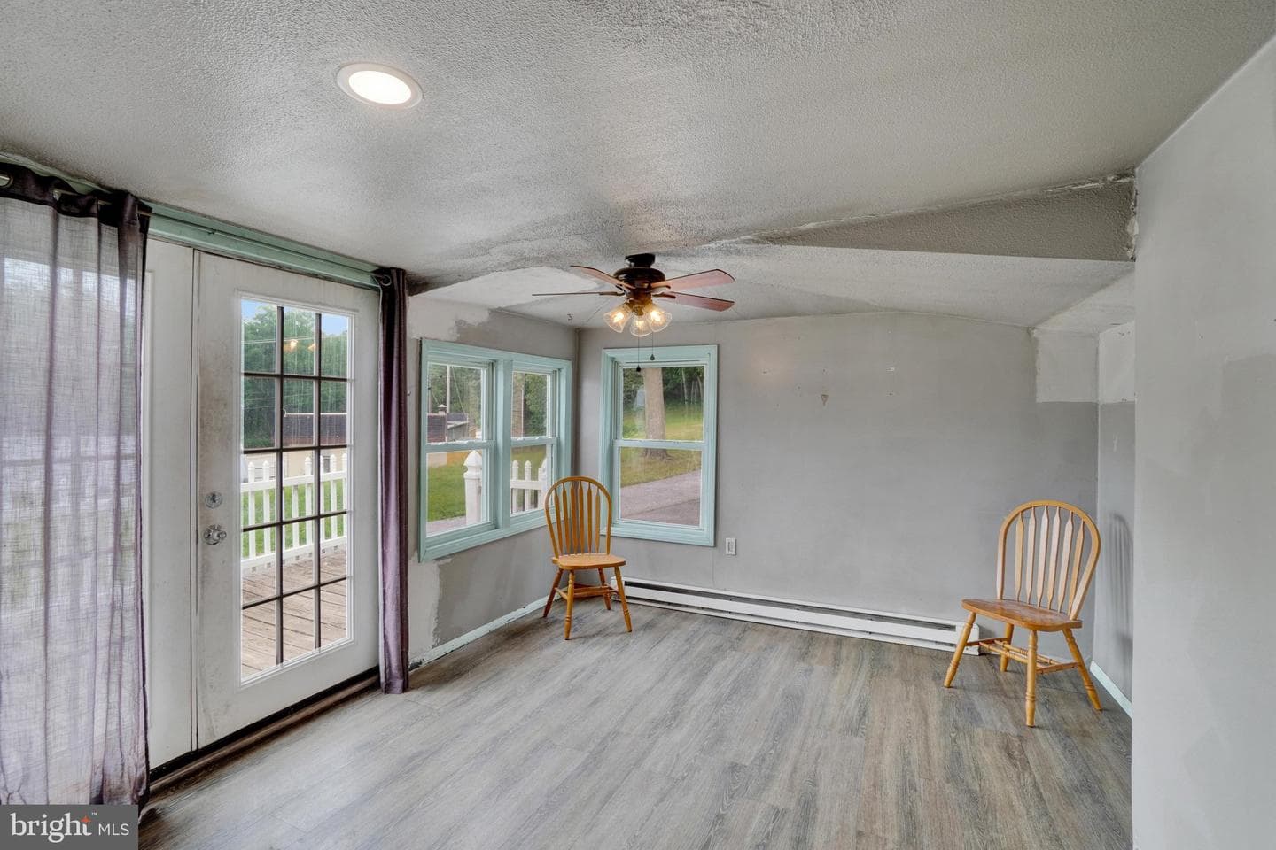32 Woodland Avenue photo 5