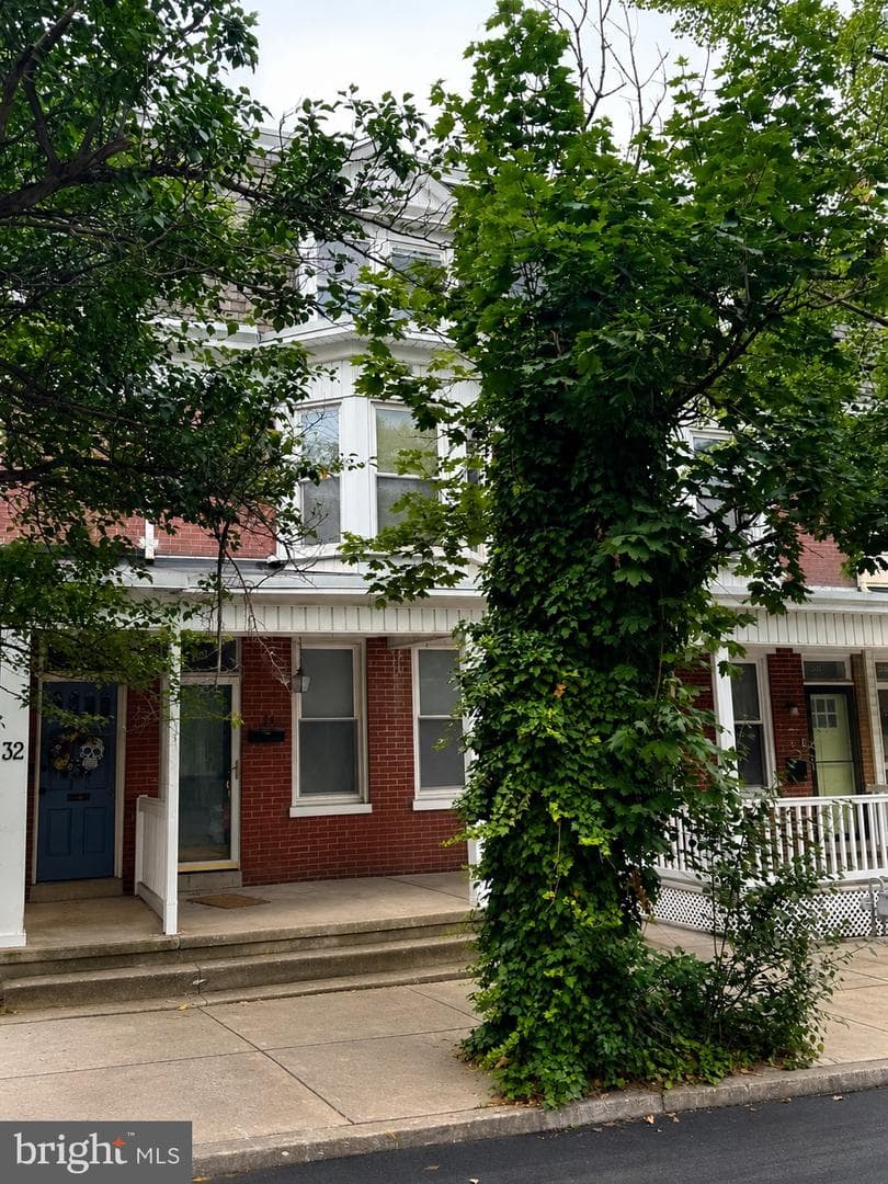 34 N Albemarle Street photo 1