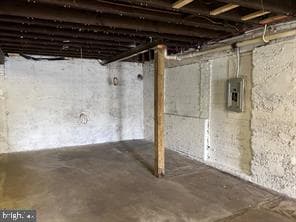 1880 W Market Street photo 50