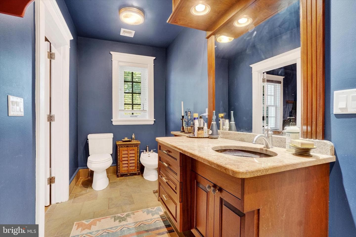 915 Arlington Road photo 31