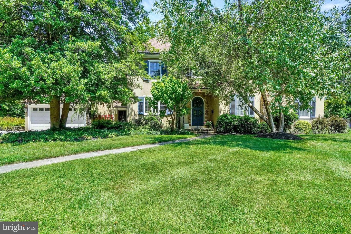 915 Arlington Road photo 5