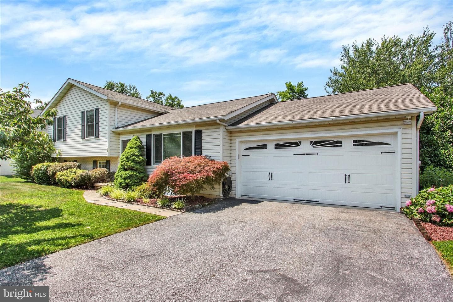 30 Gardenia Drive photo 1