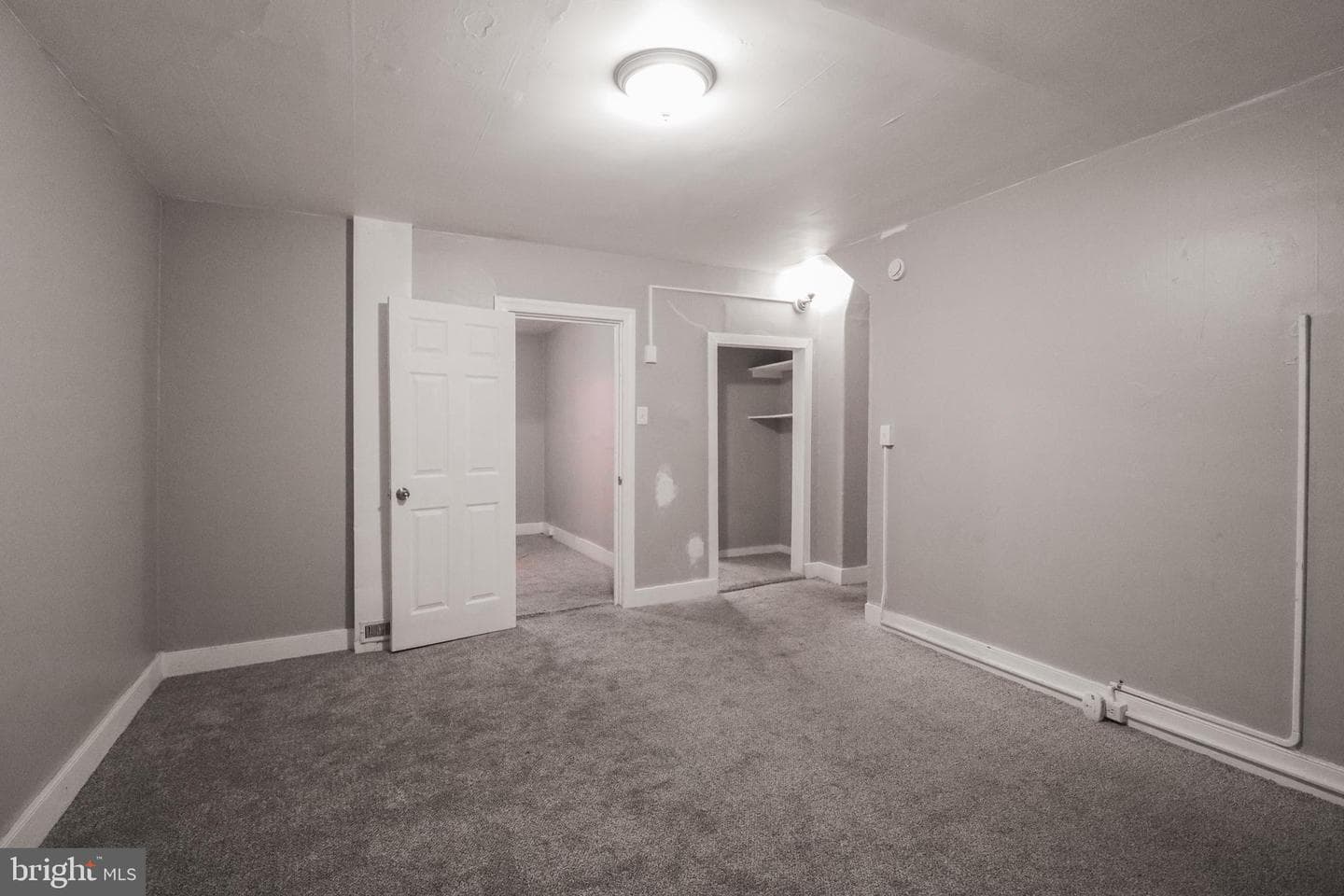 320 Wallace Street photo 13