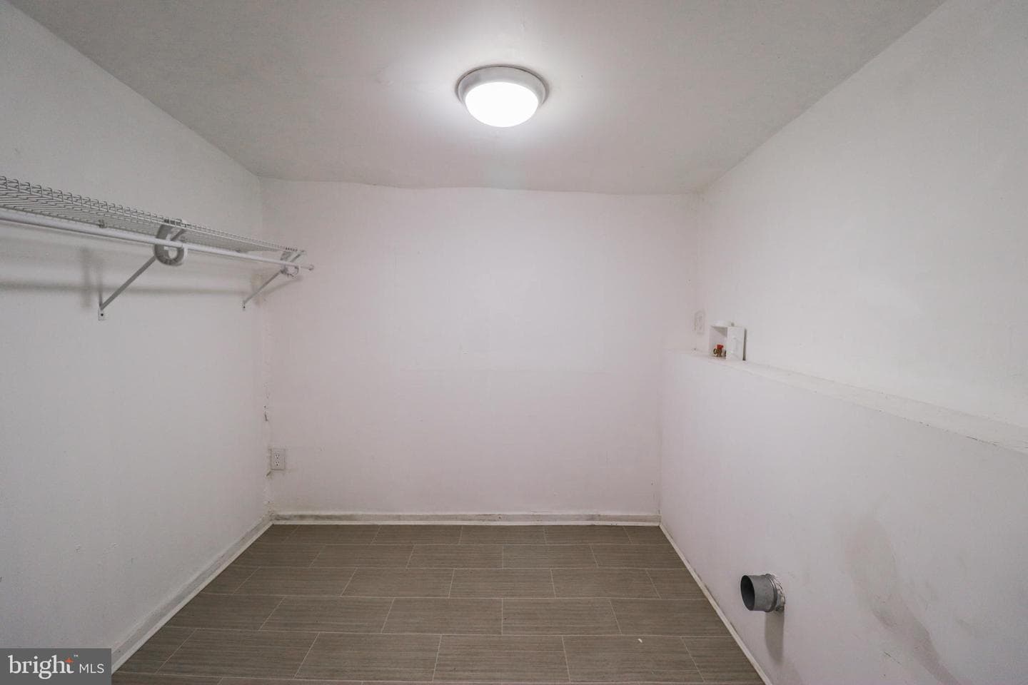 320 Wallace Street photo 6