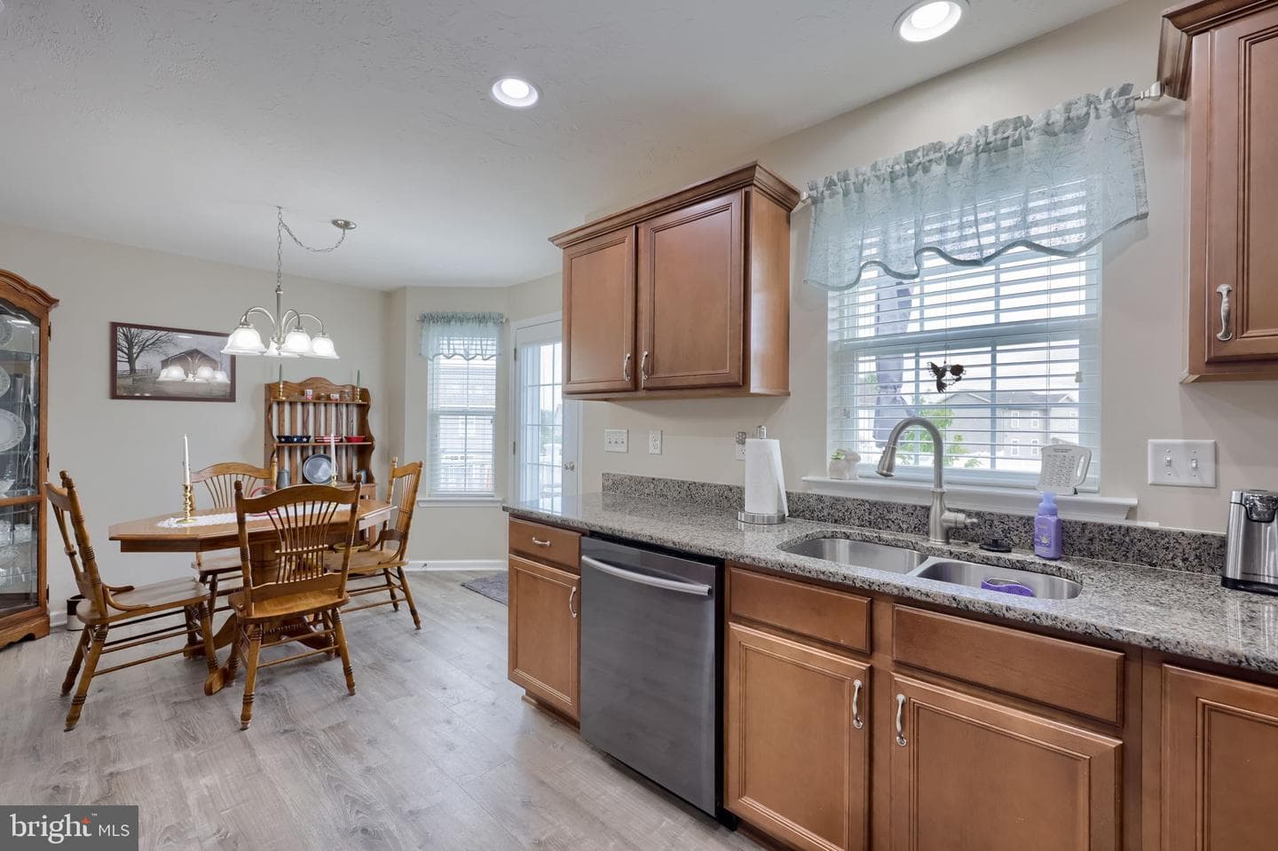 226 N Alpine Drive photo 12