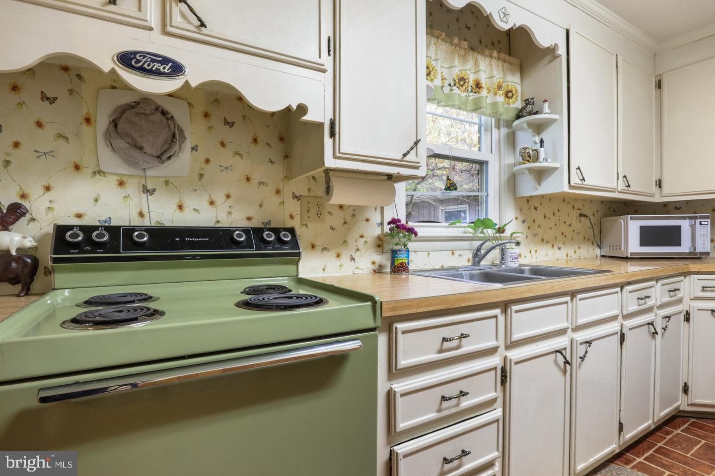 4330 Paradise Road photo 17
