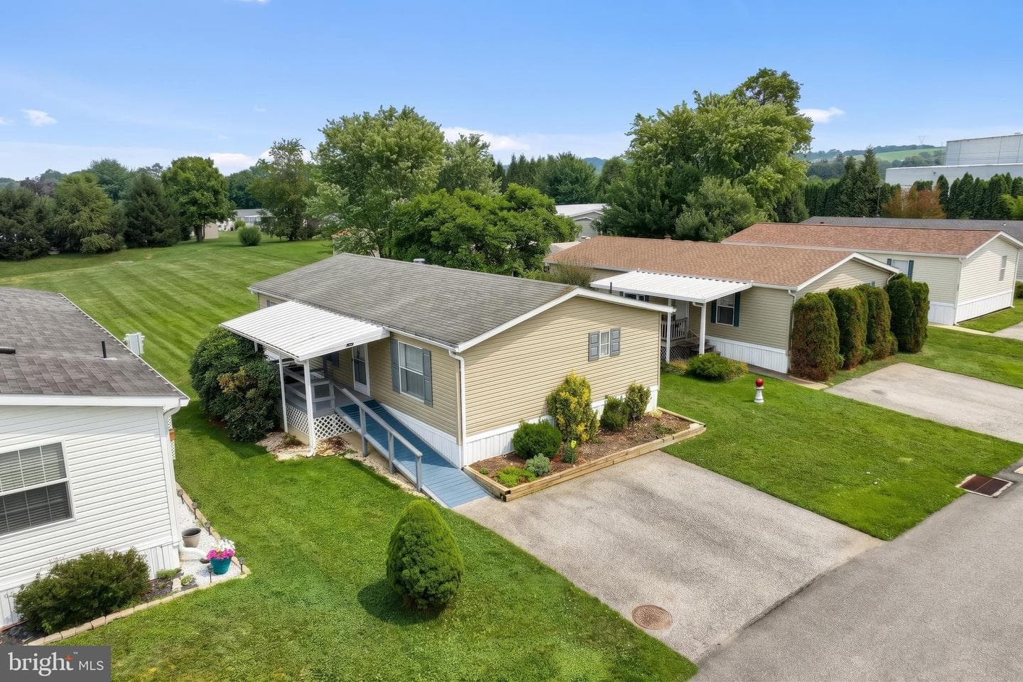 123 Mimosa Drive photo 23