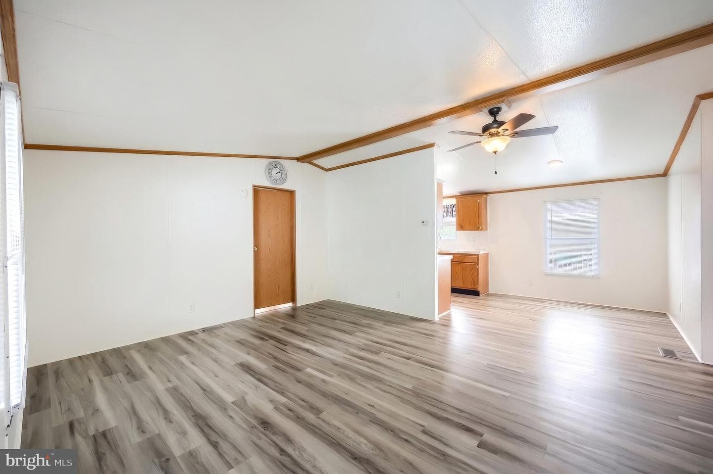 123 Mimosa Drive photo 4