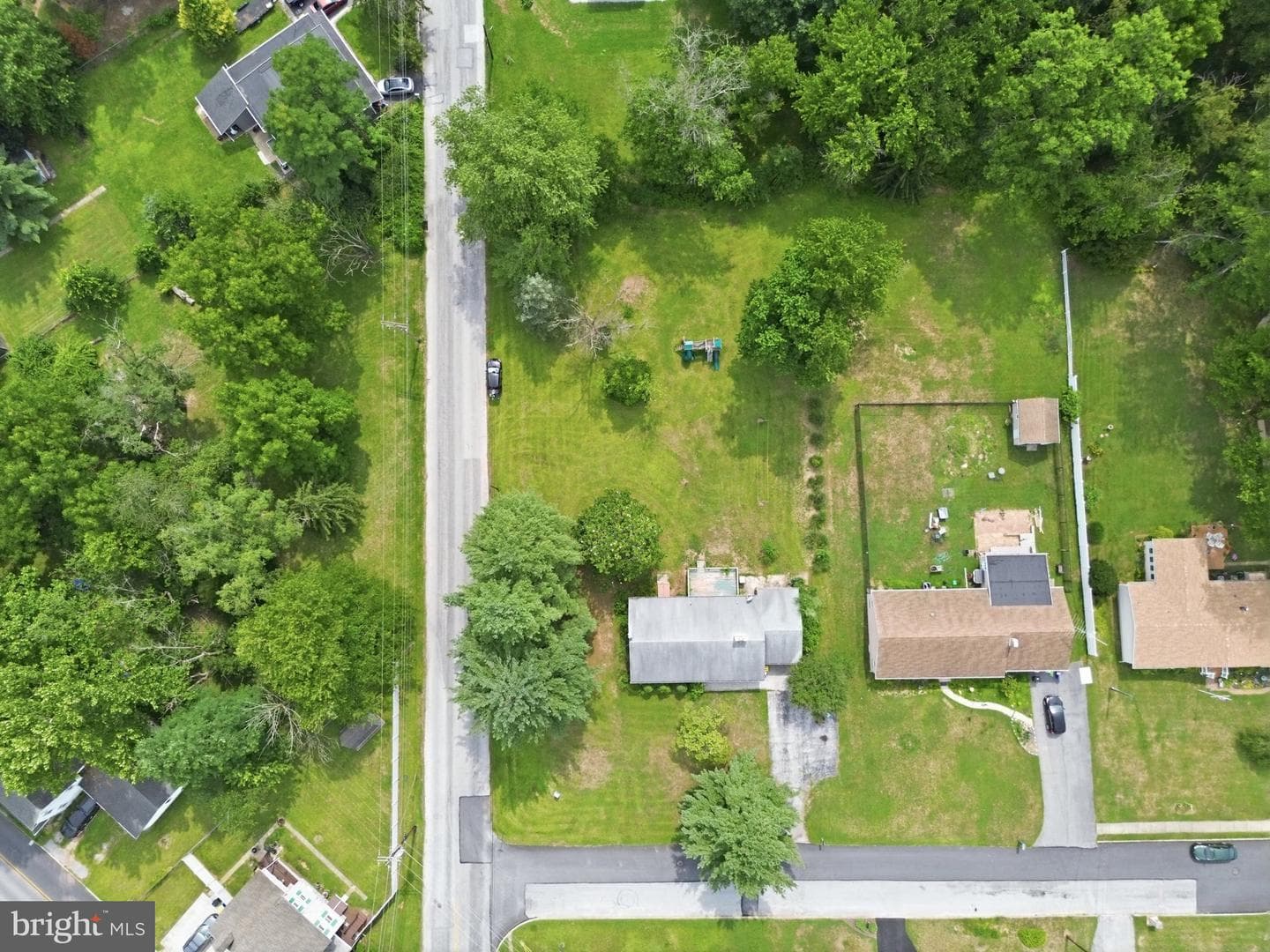 2400 Derry Road photo 48