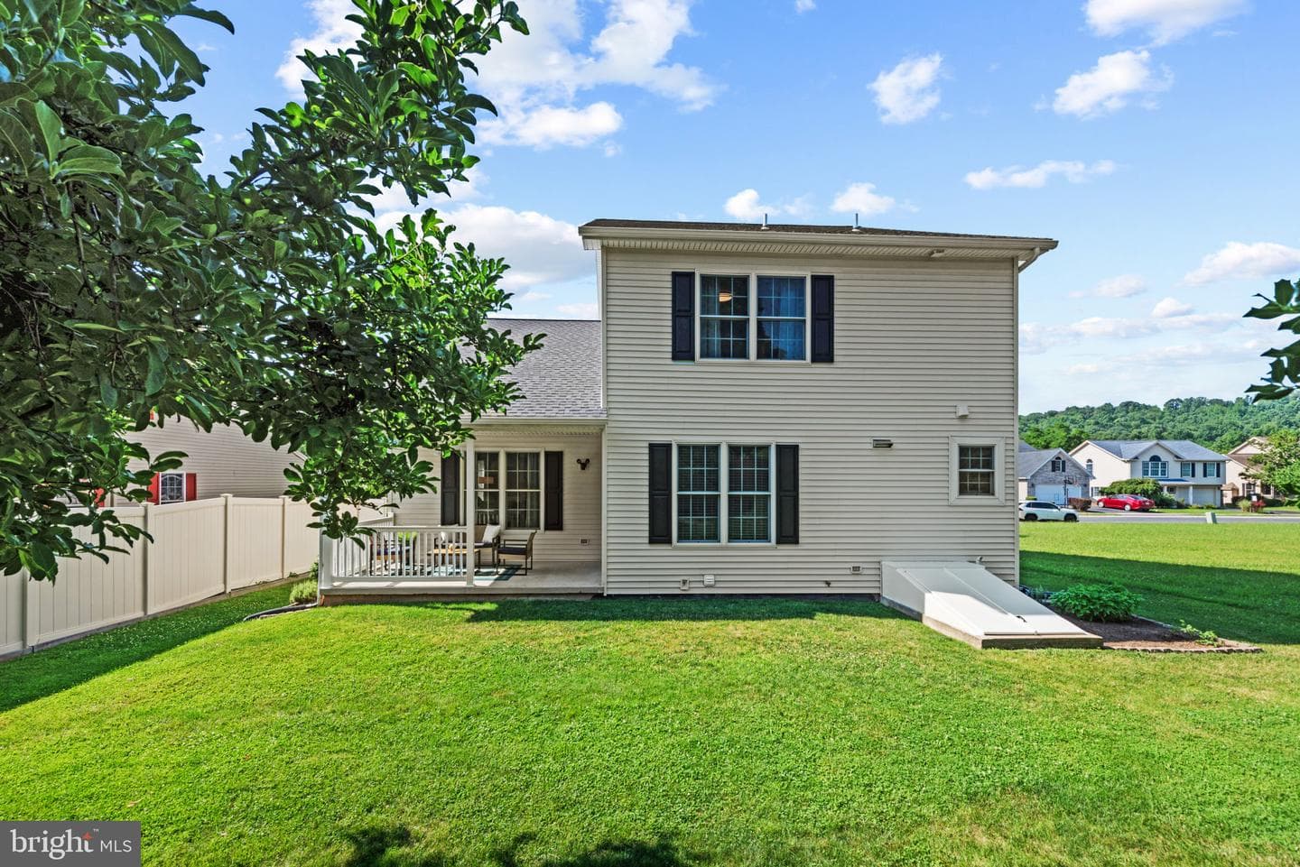 145 Lakeside Drive photo 55