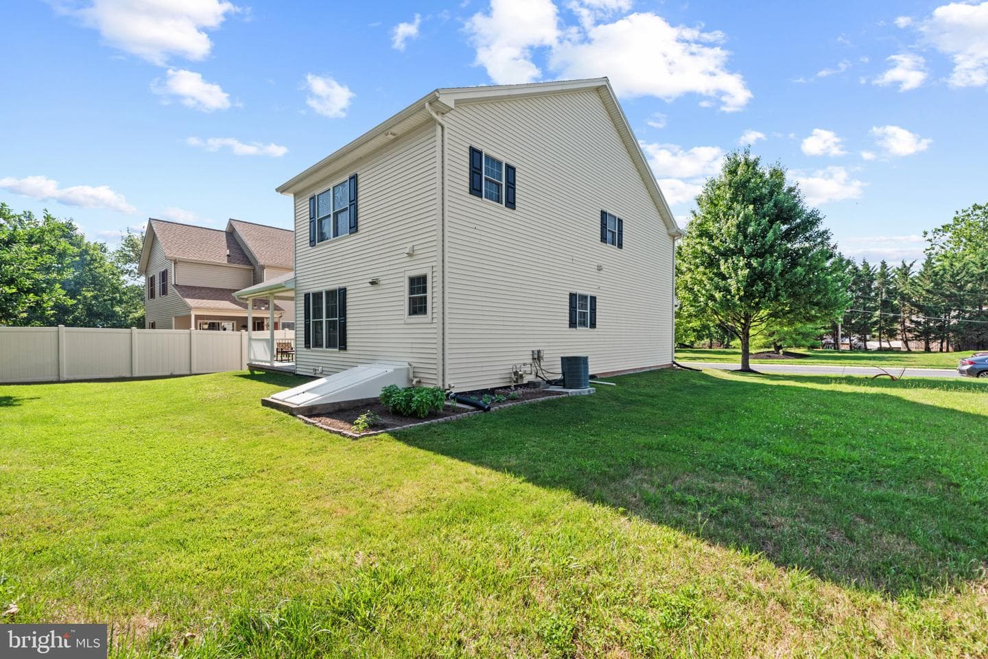 145 Lakeside Drive photo 56