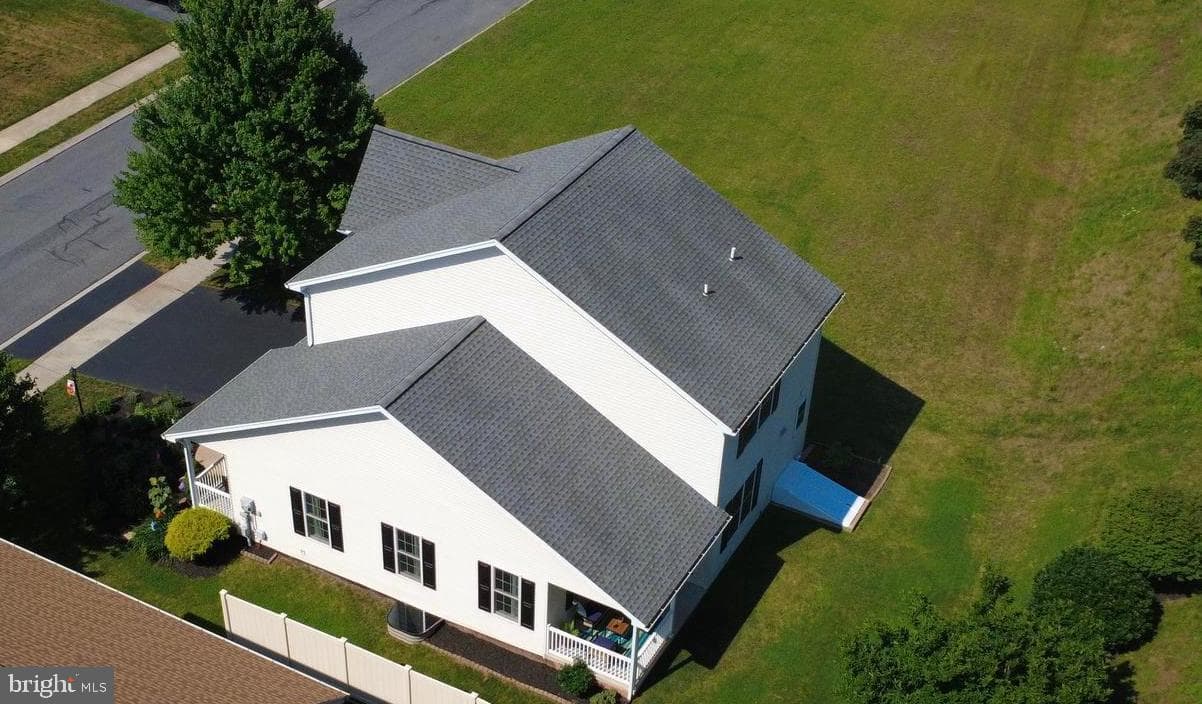 145 Lakeside Drive photo 63