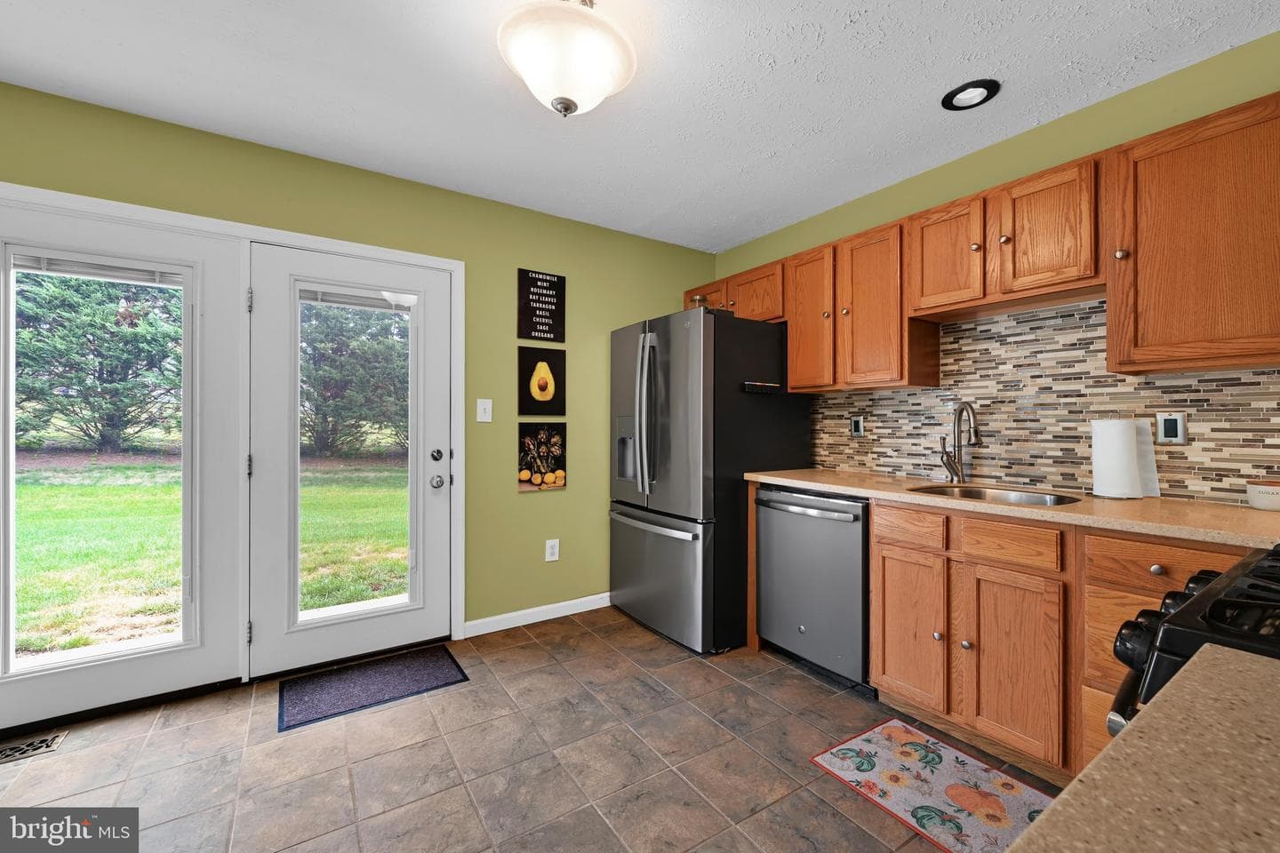 208 Country Ridge Drive photo 13