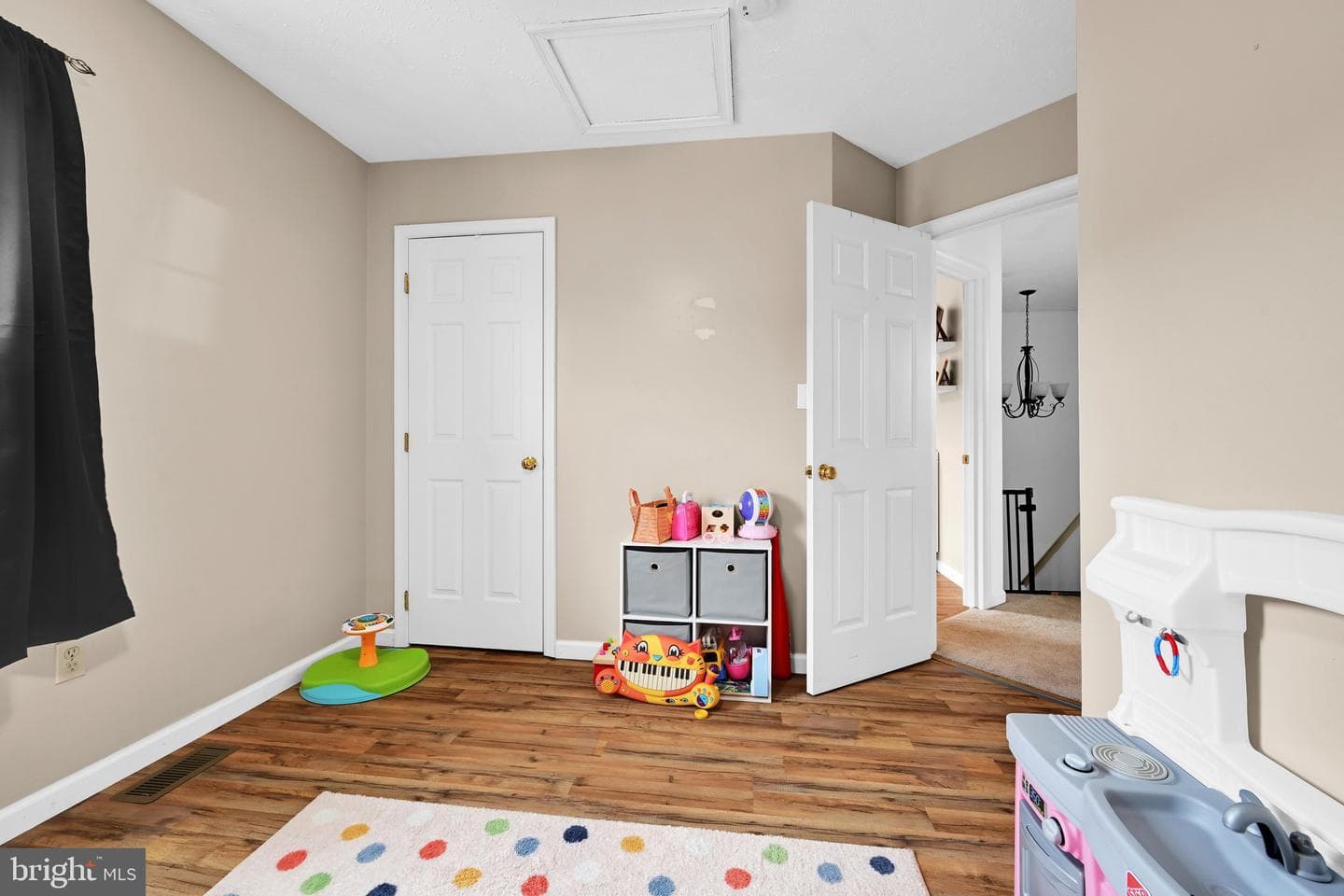 208 Country Ridge Drive photo 22