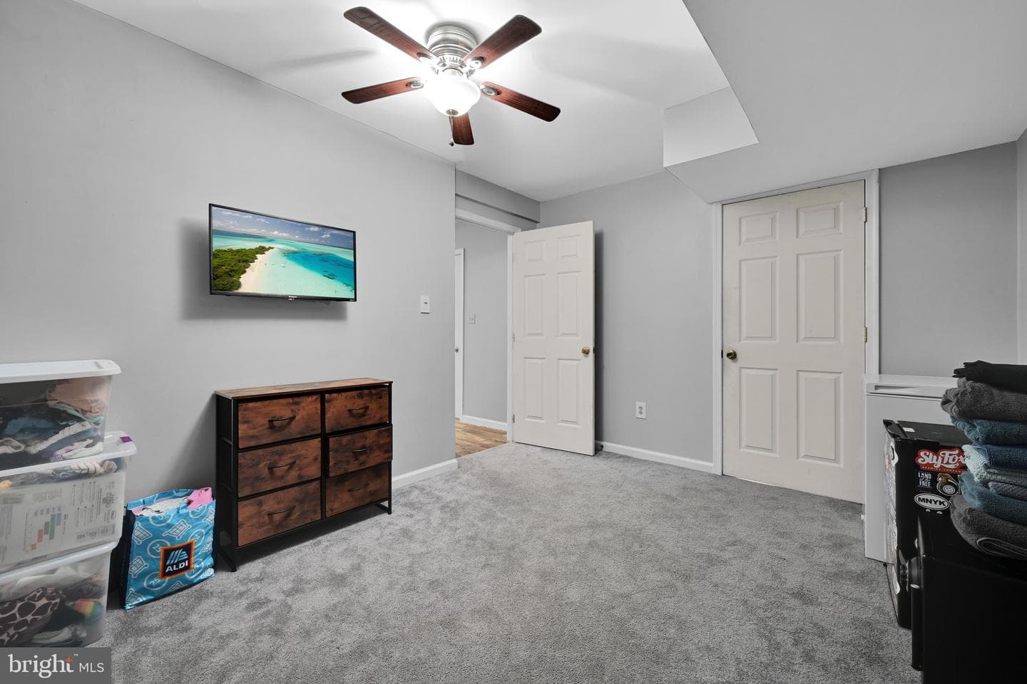 208 Country Ridge Drive photo 25