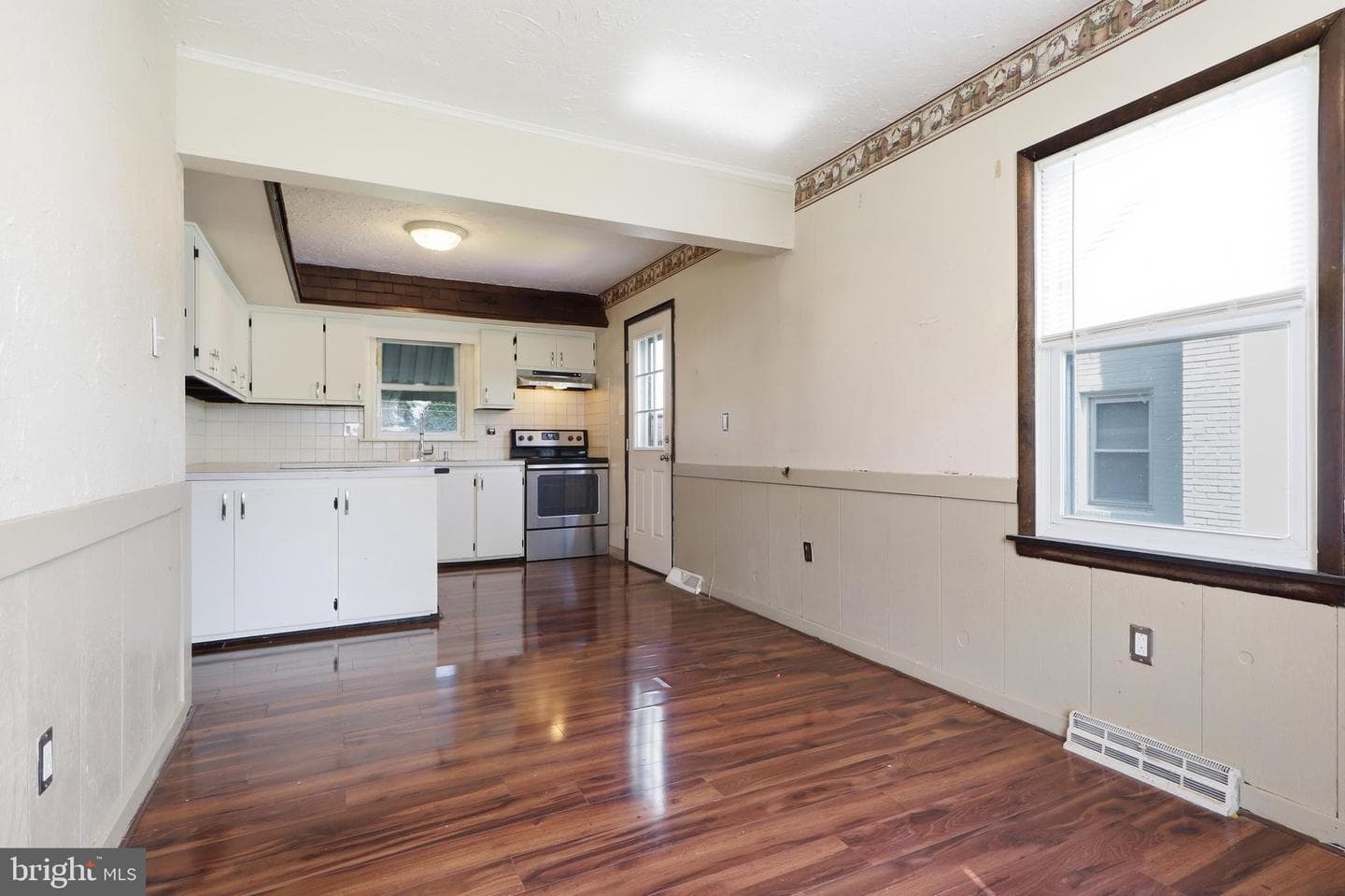 324 Greystone Road photo 8