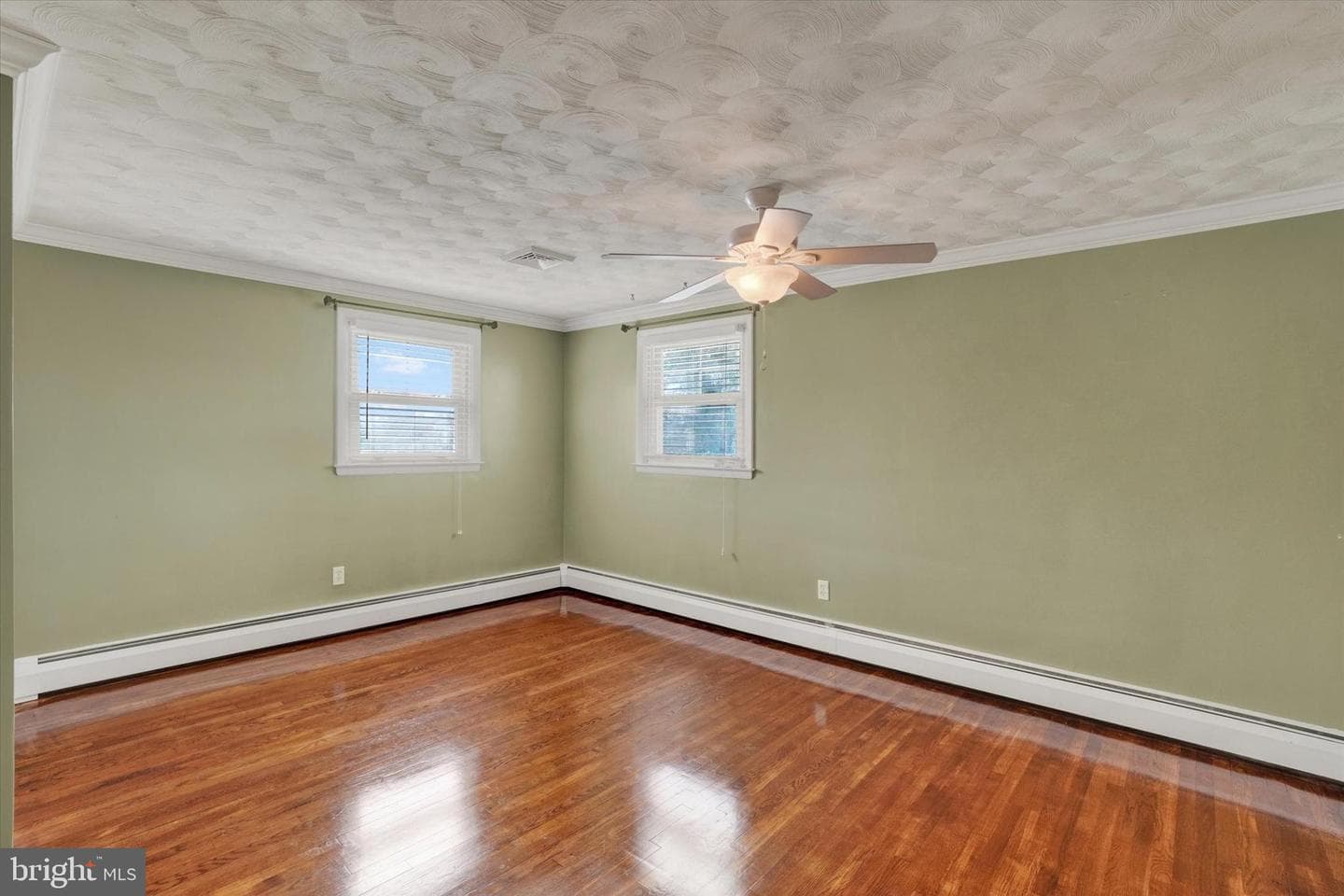 2918 Herrlyn Court photo 15