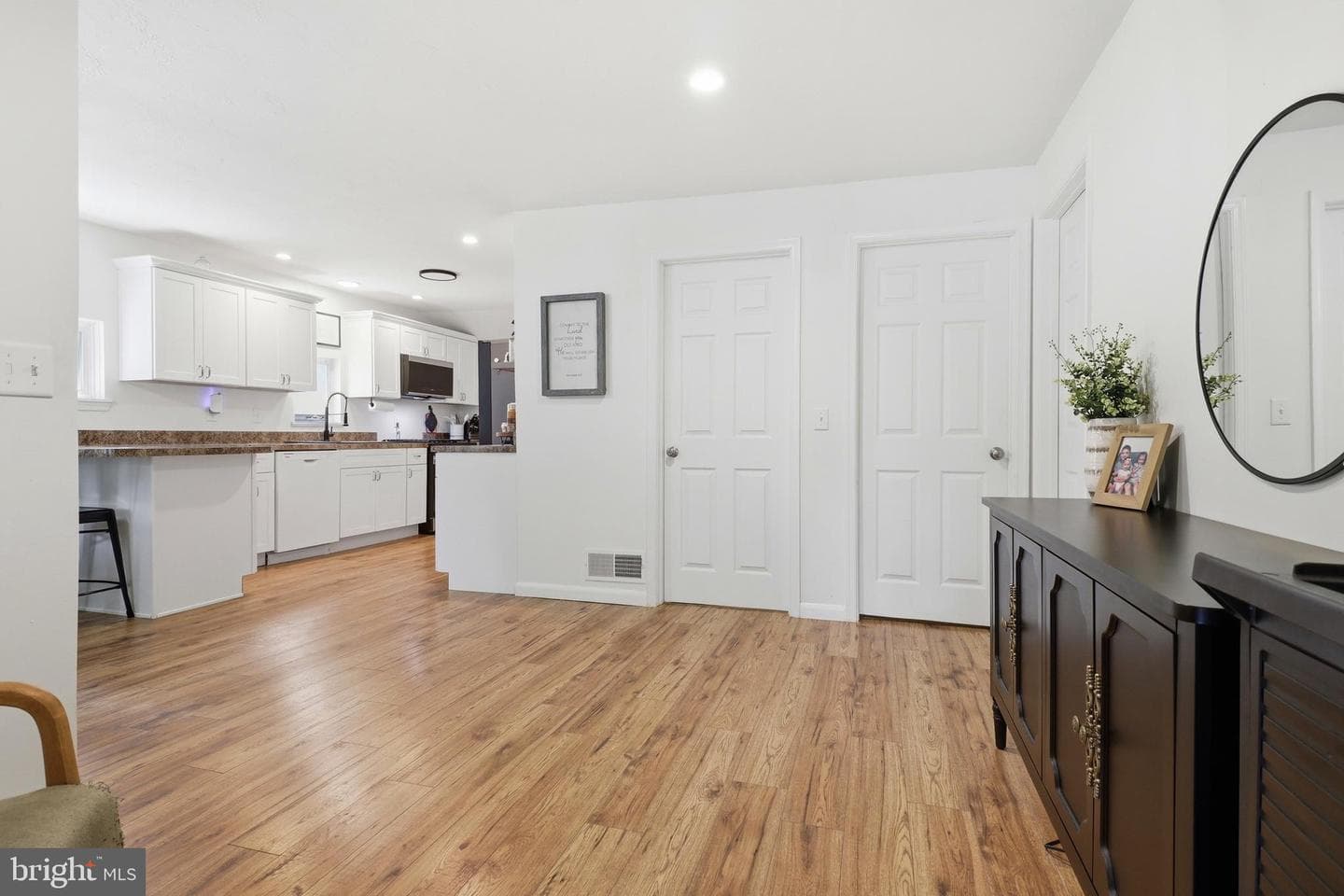 6179 York Road photo 9