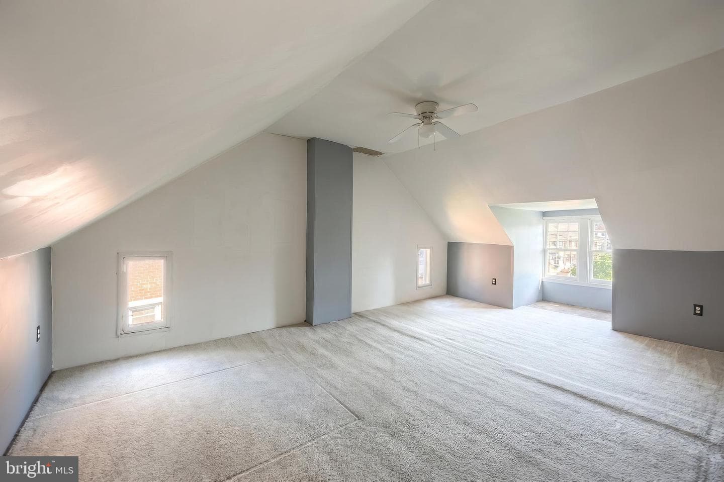 509 W Broadway photo 23