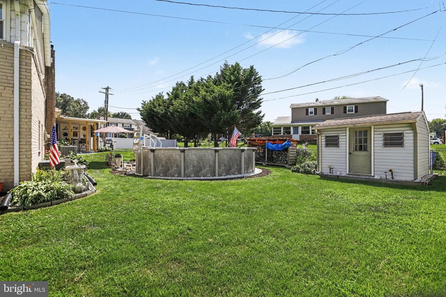 398 Folkstone Way photo 23
