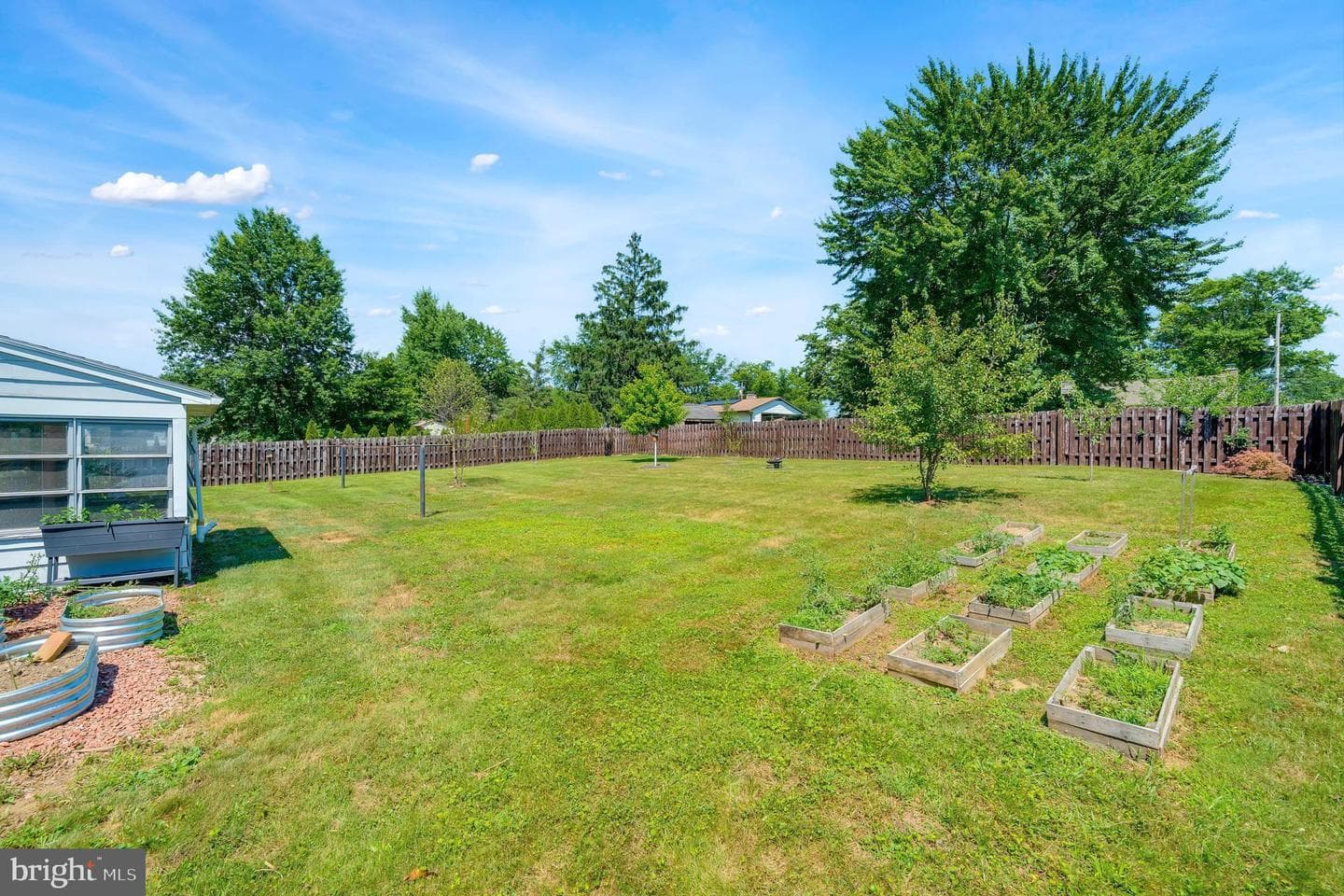 1150 Westminster Avenue photo 31