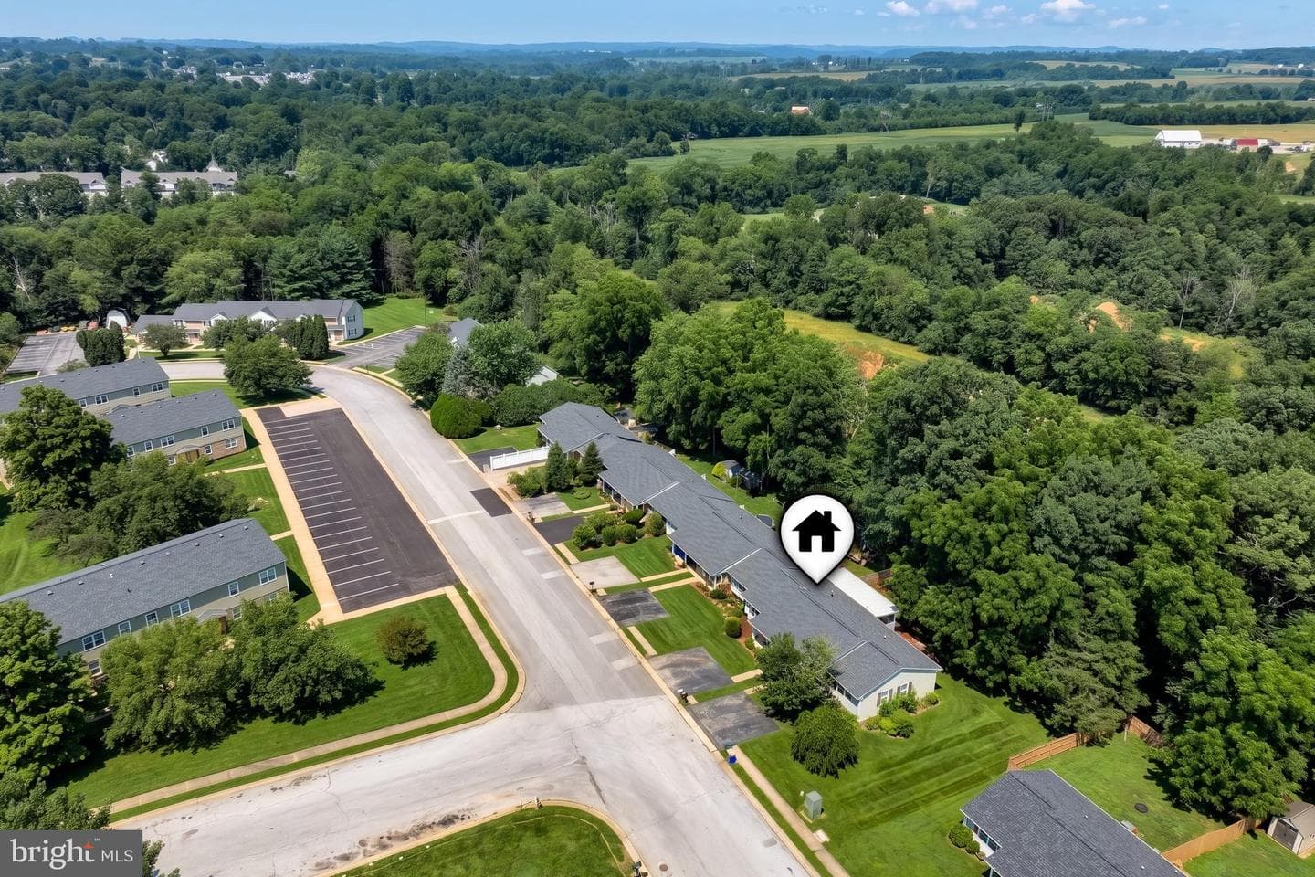 3802 Fox Chase Drive photo 5