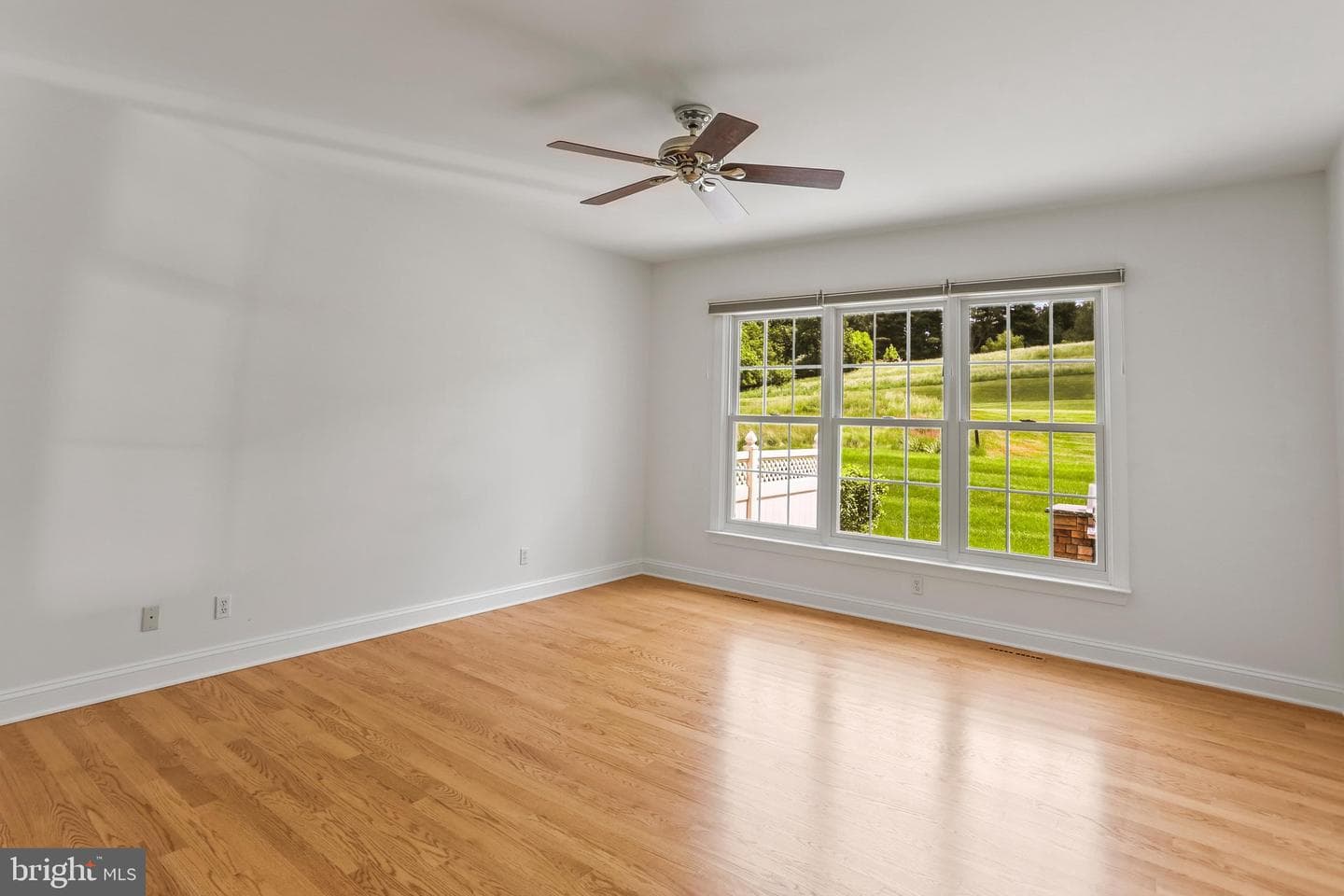 1443 Turnberry Court photo 20