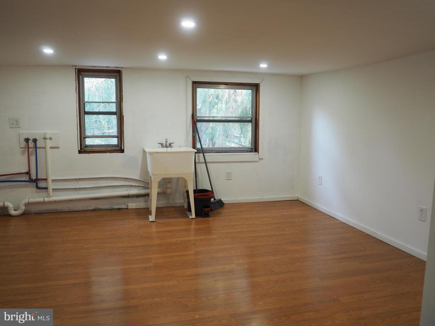 606 S Mountain Road photo 29