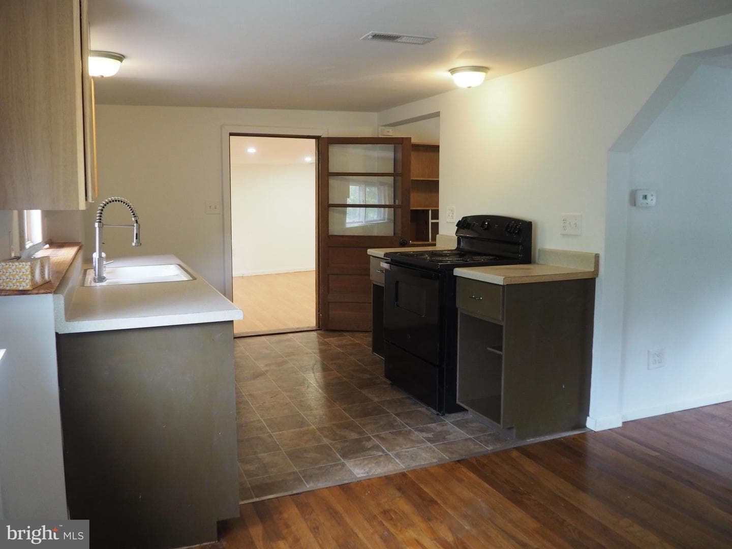 606 S Mountain Road photo 34