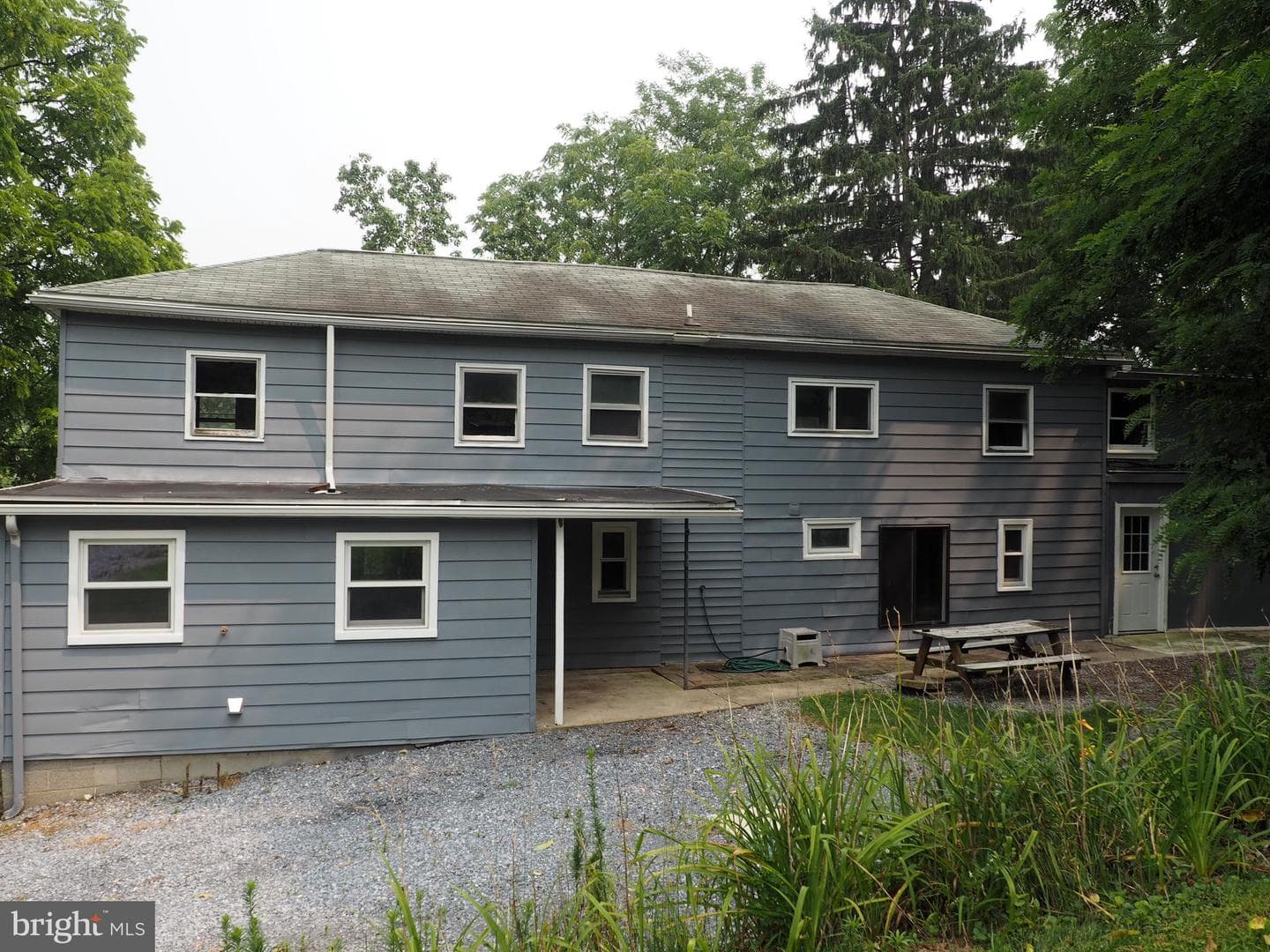 606 S Mountain Road photo 4