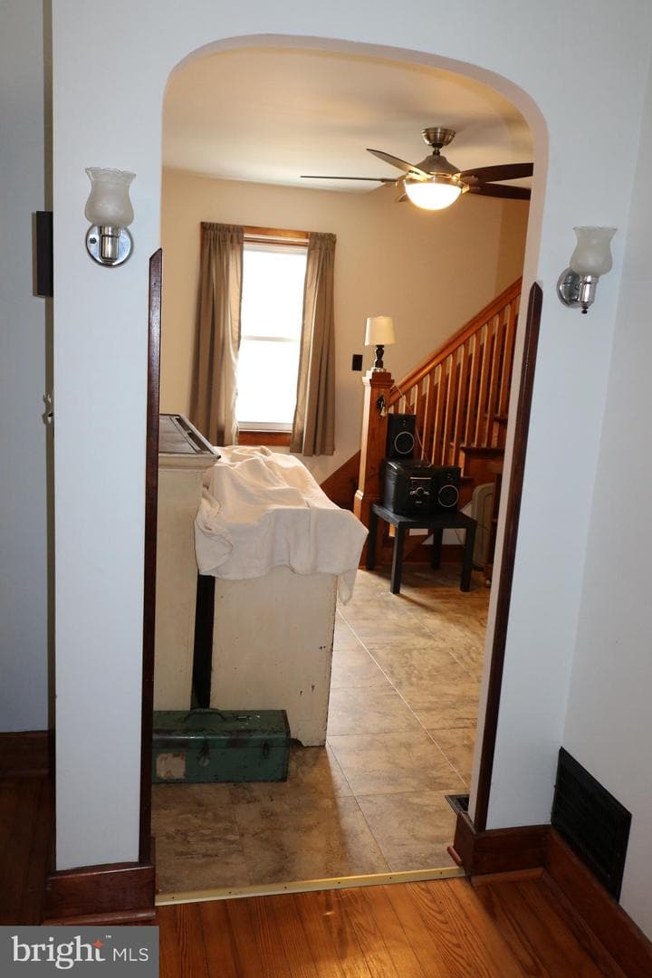 567 N Franklin Street photo 18